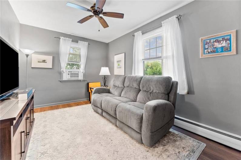 250 Dell Ave, Pittsburgh, PA 15216, 5 Bedrooms Bedrooms, 12 Rooms Rooms,3 BathroomsBathrooms,Residential,For Sale,Dell Ave,0,1711989