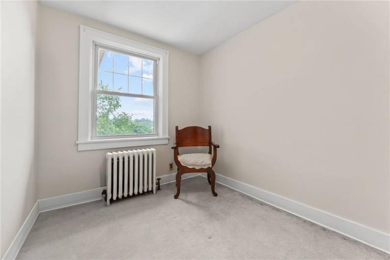 250 Dell Ave, Pittsburgh, PA 15216, 5 Bedrooms Bedrooms, 12 Rooms Rooms,3 BathroomsBathrooms,Residential,For Sale,Dell Ave,0,1711989
