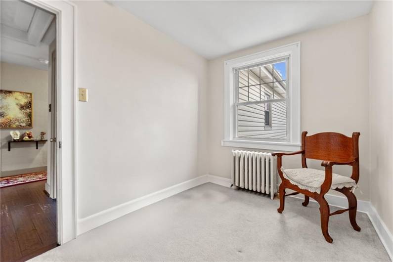 250 Dell Ave, Pittsburgh, PA 15216, 5 Bedrooms Bedrooms, 12 Rooms Rooms,3 BathroomsBathrooms,Residential,For Sale,Dell Ave,0,1711989