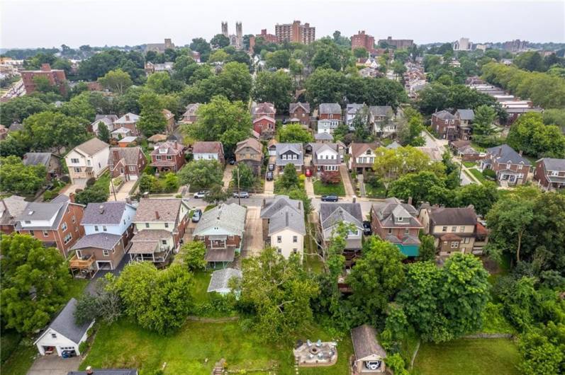 250 Dell Ave, Pittsburgh, PA 15216, 5 Bedrooms Bedrooms, 12 Rooms Rooms,3 BathroomsBathrooms,Residential,For Sale,Dell Ave,0,1711989