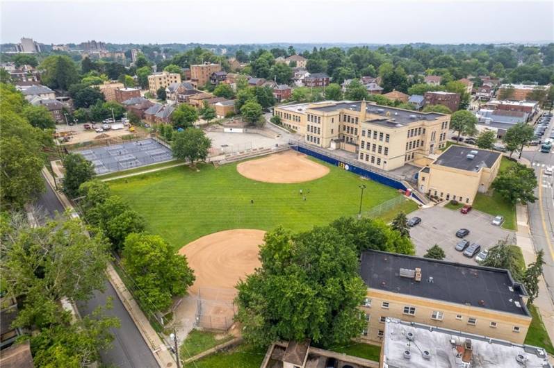 250 Dell Ave, Pittsburgh, PA 15216, 5 Bedrooms Bedrooms, 12 Rooms Rooms,3 BathroomsBathrooms,Residential,For Sale,Dell Ave,0,1711989