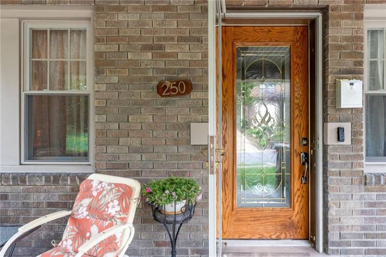 250 Dell Ave, Pittsburgh, PA 15216, 5 Bedrooms Bedrooms, 12 Rooms Rooms,3 BathroomsBathrooms,Residential,For Sale,Dell Ave,0,1711989