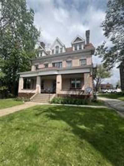 5807 Bartlett St, Pittsburgh, PA 15217, 1 Bedroom Bedrooms, ,1 BathroomBathrooms,Lease,For Sale,Bartlett St,1711990