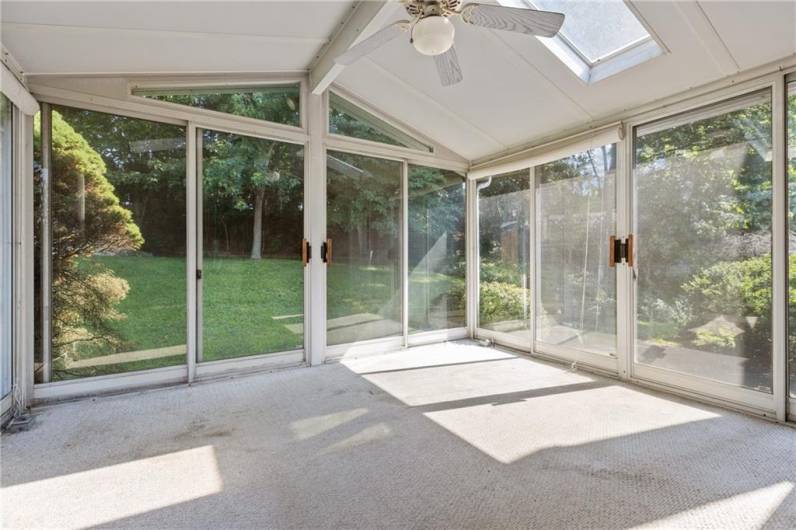 107 Black Friar Drive, Coraopolis, PA 15108, 3 Bedrooms Bedrooms, 7 Rooms Rooms,2 BathroomsBathrooms,Residential,For Sale,Black Friar Drive,0,1711997