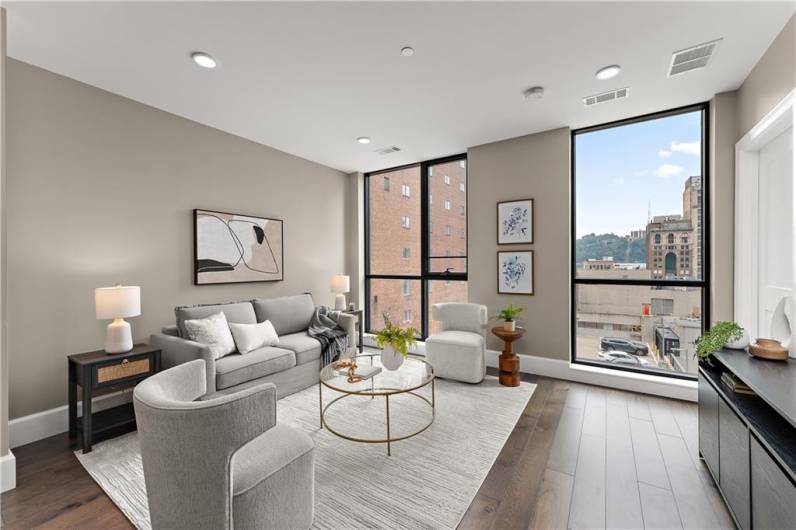 350 Oliver Ave, Pittsburgh, PA 15222, 2 Bedrooms Bedrooms, ,2 BathroomsBathrooms,Residential,For Sale,Oliver Ave,1712001