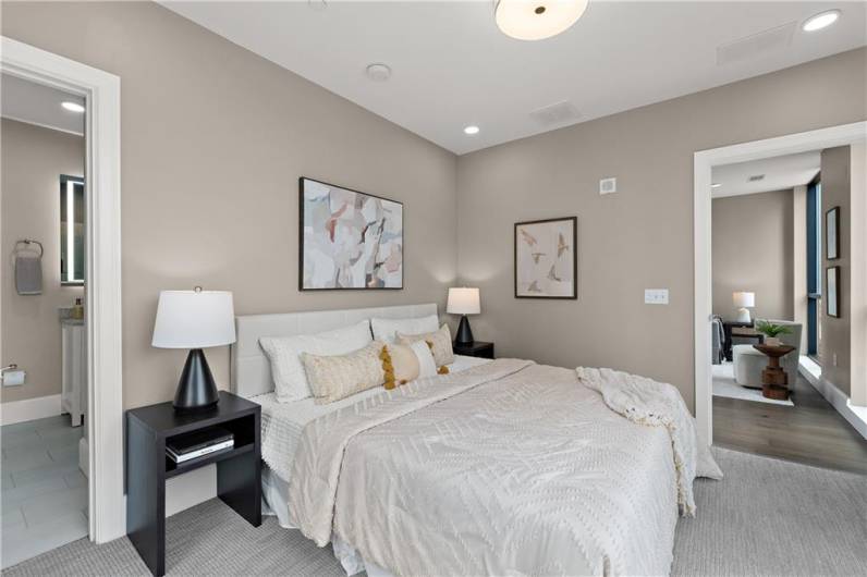 350 Oliver Ave, Pittsburgh, PA 15222, 2 Bedrooms Bedrooms, ,2 BathroomsBathrooms,Residential,For Sale,Oliver Ave,1712001