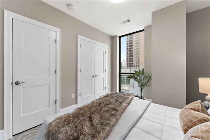350 Oliver Ave, Pittsburgh, PA 15222, 2 Bedrooms Bedrooms, ,2 BathroomsBathrooms,Residential,For Sale,Oliver Ave,1712001