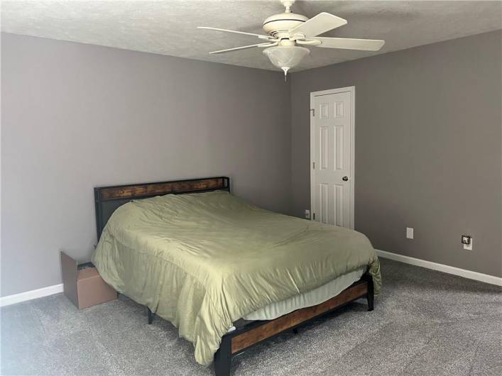 912 Talon Ct, Leechburg, PA 15656, 3 Bedrooms Bedrooms, 6 Rooms Rooms,2.1 BathroomsBathrooms,Residential,For Sale,Talon Ct,0,1712010