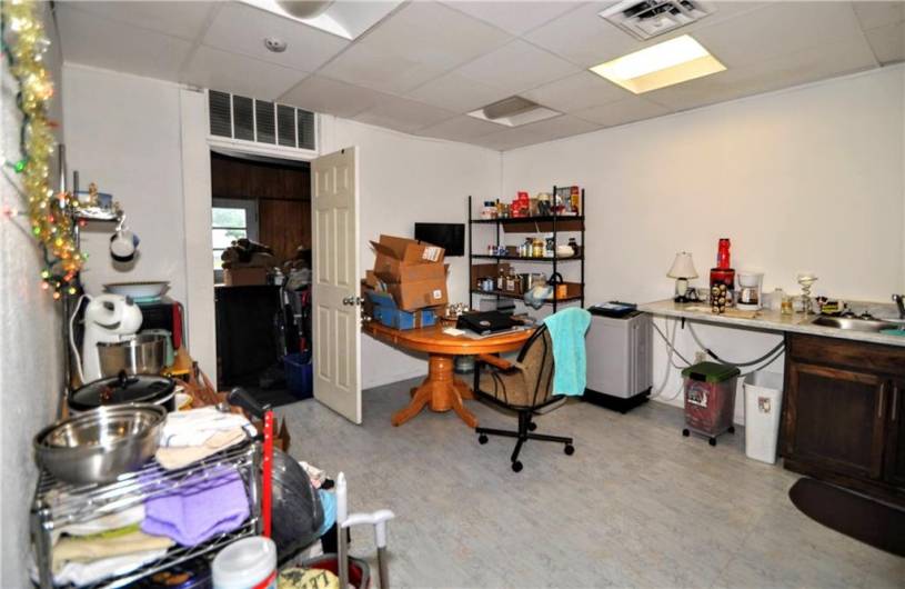306 Depot St, Youngwood, PA 15697, ,Commercial-industrial-business,For Sale,Depot St,1712015