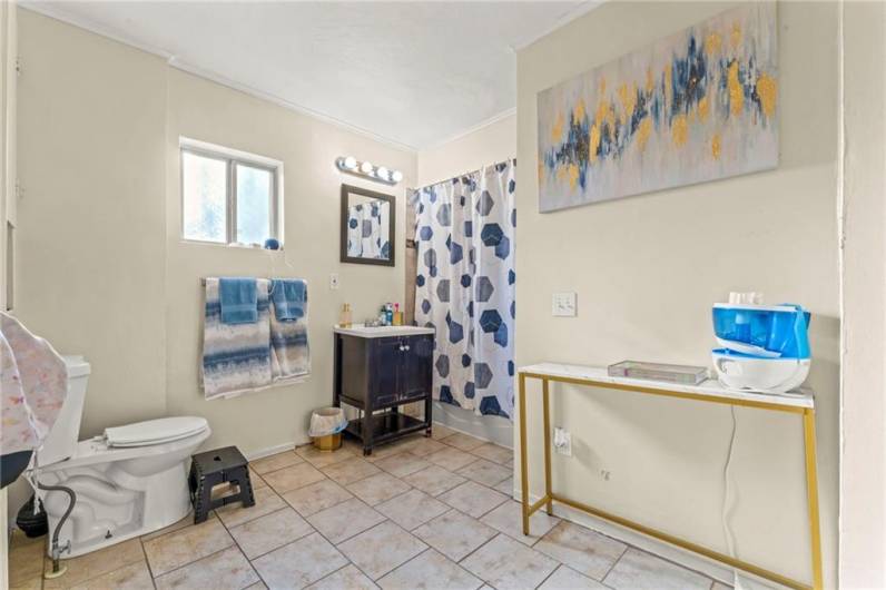 98 Sterrett Street, Pittsburgh, PA 15205, 4 Bedrooms Bedrooms, ,Residential,For Sale,Sterrett Street,1712018