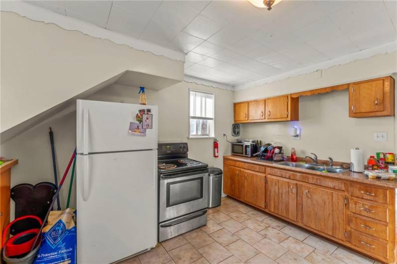 98 Sterrett Street, Pittsburgh, PA 15205, 4 Bedrooms Bedrooms, ,Residential,For Sale,Sterrett Street,1712018