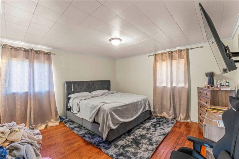 98 Sterrett Street, Pittsburgh, PA 15205, 4 Bedrooms Bedrooms, ,Residential,For Sale,Sterrett Street,1712018