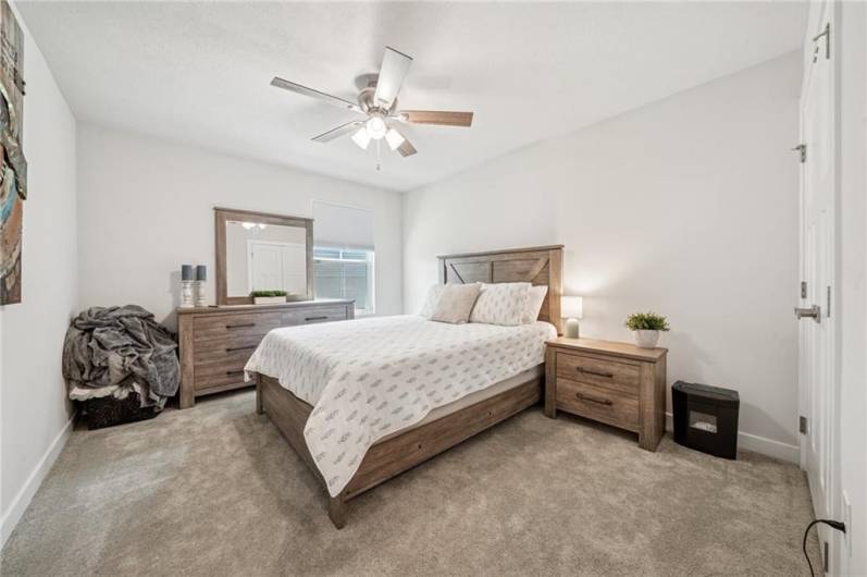 406 Spruce Lane, Houston, PA 15342, 3 Bedrooms Bedrooms, ,2.1 BathroomsBathrooms,Lease,For Sale,Spruce Lane,1712020
