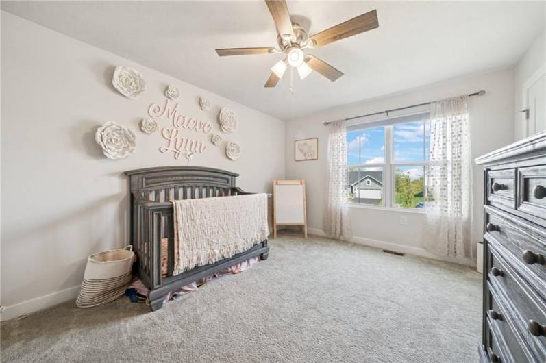 406 Spruce Lane, Houston, PA 15342, 3 Bedrooms Bedrooms, ,2.1 BathroomsBathrooms,Lease,For Sale,Spruce Lane,1712020