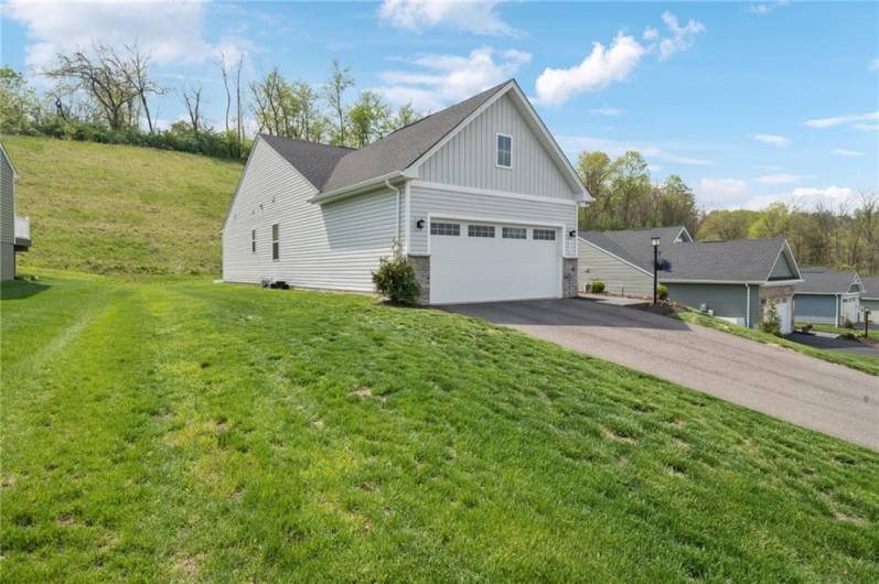 406 Spruce Lane, Houston, PA 15342, 3 Bedrooms Bedrooms, ,2.1 BathroomsBathrooms,Lease,For Sale,Spruce Lane,1712020