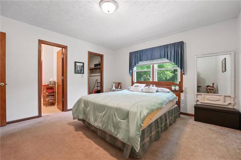 3537 Fran Ln, Hermitage, PA 16148, 3 Bedrooms Bedrooms, 7 Rooms Rooms,2 BathroomsBathrooms,Residential,For Sale,Fran Ln,1712021
