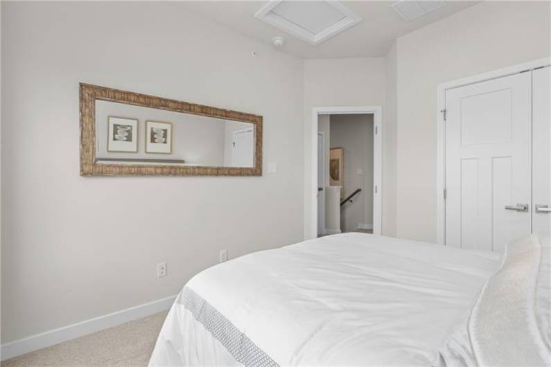 231 Yellowwood Ct, Washington, PA 15301, 3 Bedrooms Bedrooms, ,2.1 BathroomsBathrooms,Lease,For Sale,Yellowwood Ct,1712023