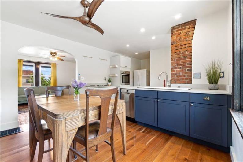 920 Yetta Ave, Pittsburgh, PA 15212, 4 Bedrooms Bedrooms, 7 Rooms Rooms,2 BathroomsBathrooms,Residential,For Sale,Yetta Ave,1712024