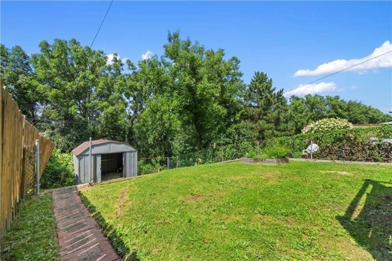 920 Yetta Ave, Pittsburgh, PA 15212, 4 Bedrooms Bedrooms, 7 Rooms Rooms,2 BathroomsBathrooms,Residential,For Sale,Yetta Ave,1712024