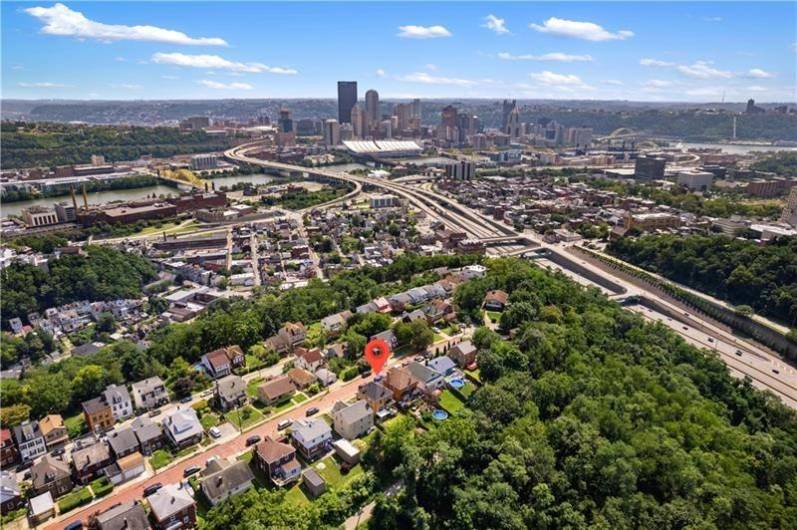 920 Yetta Ave, Pittsburgh, PA 15212, 4 Bedrooms Bedrooms, 7 Rooms Rooms,2 BathroomsBathrooms,Residential,For Sale,Yetta Ave,1712024