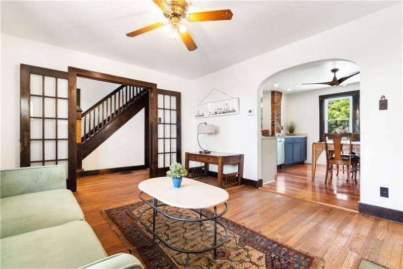 920 Yetta Ave, Pittsburgh, PA 15212, 4 Bedrooms Bedrooms, 7 Rooms Rooms,2 BathroomsBathrooms,Residential,For Sale,Yetta Ave,1712024