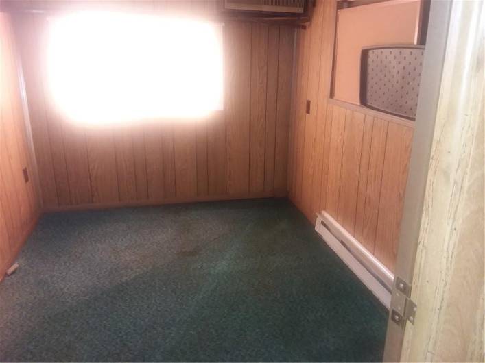 7377 National Pike, Uniontown, PA 15401, ,Commercial-industrial-business,For Sale,National Pike,1712025