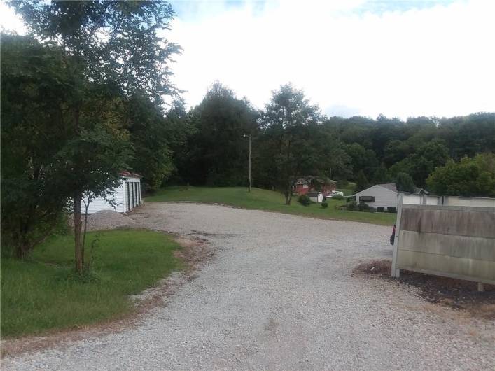 7377 National Pike, Uniontown, PA 15401, ,Commercial-industrial-business,For Sale,National Pike,1712025