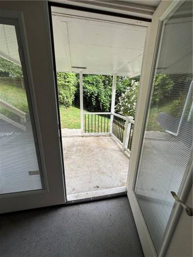 527 Palmer Rd, Adah, PA 15410, 2 Bedrooms Bedrooms, 8 Rooms Rooms,1.1 BathroomsBathrooms,Residential,For Sale,Palmer Rd,1712035