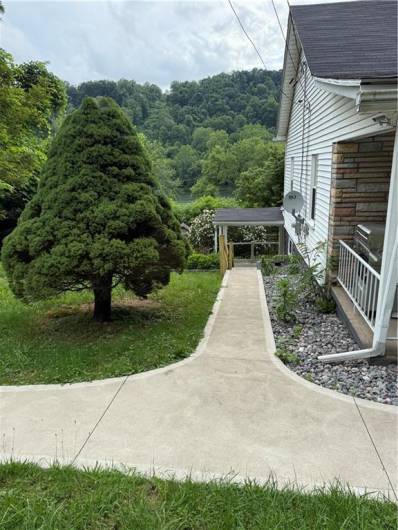 527 Palmer Rd, Adah, PA 15410, 2 Bedrooms Bedrooms, 8 Rooms Rooms,1.1 BathroomsBathrooms,Residential,For Sale,Palmer Rd,1712035
