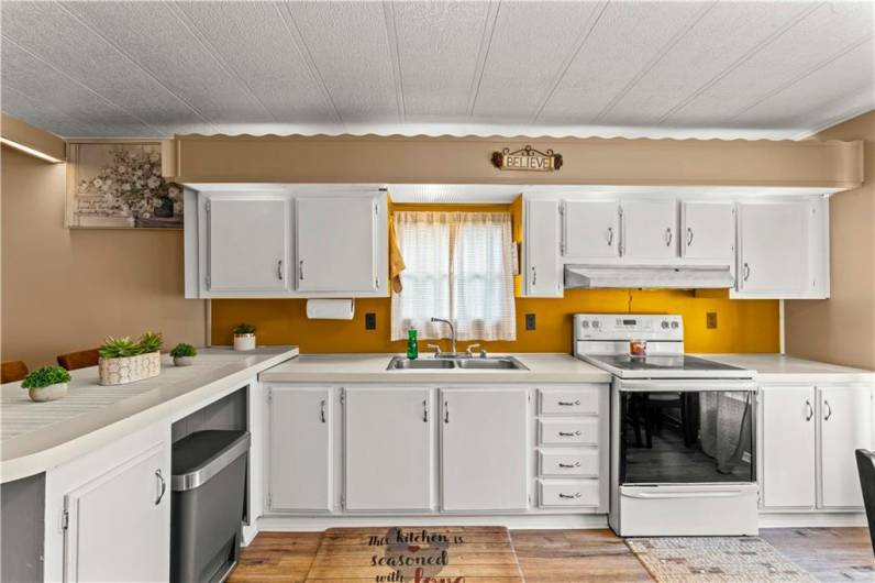 Kitchen 338 Festival Road