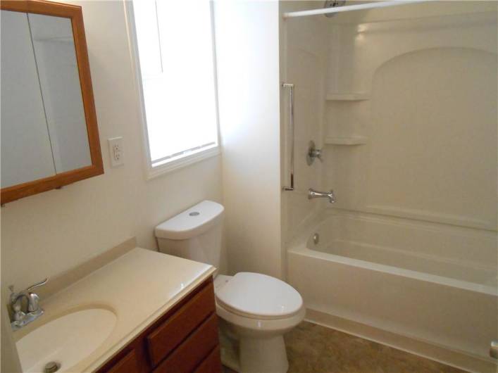 439 Jefferson Ave, Washington, PA 15301, 2 Bedrooms Bedrooms, ,1 BathroomBathrooms,Lease,For Sale,Jefferson Ave,0,1711760