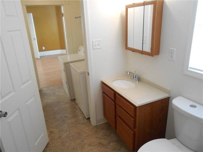 439 Jefferson Ave, Washington, PA 15301, 2 Bedrooms Bedrooms, ,1 BathroomBathrooms,Lease,For Sale,Jefferson Ave,0,1711760