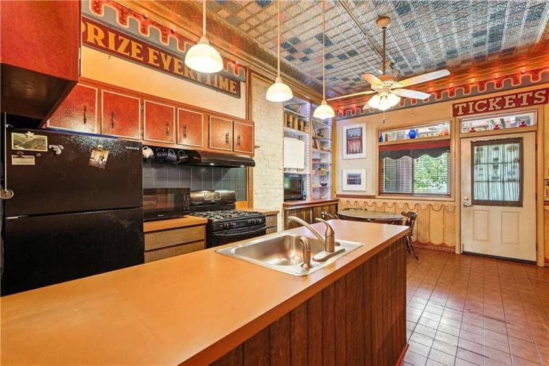 Apt 1 Kitchen