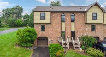 5045 Fountainwood Drive, Gibsonia, PA 15044, 2 Bedrooms Bedrooms, 8 Rooms Rooms,1.1 BathroomsBathrooms,Residential,For Sale,Fountainwood Drive,1709960