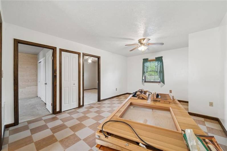 5045 Fountainwood Drive, Gibsonia, PA 15044, 2 Bedrooms Bedrooms, 8 Rooms Rooms,1.1 BathroomsBathrooms,Residential,For Sale,Fountainwood Drive,1709960