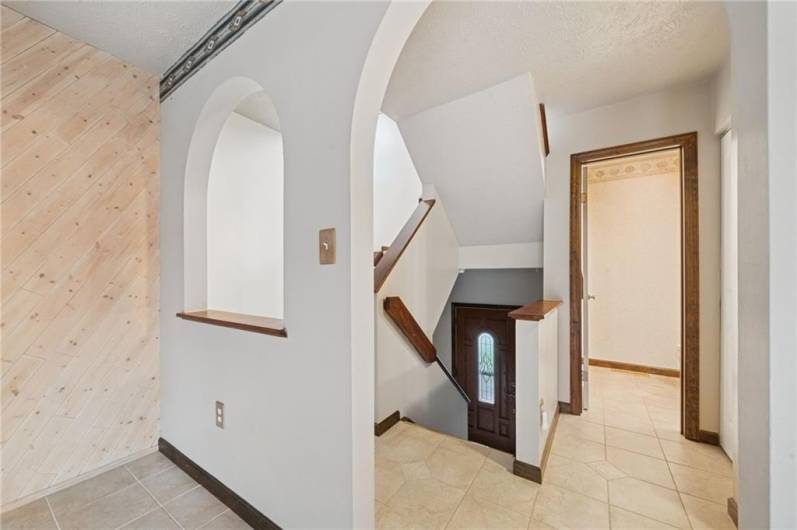 5045 Fountainwood Drive, Gibsonia, PA 15044, 2 Bedrooms Bedrooms, 8 Rooms Rooms,1.1 BathroomsBathrooms,Residential,For Sale,Fountainwood Drive,1709960