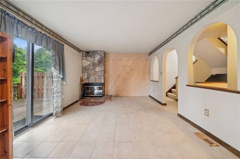 5045 Fountainwood Drive, Gibsonia, PA 15044, 2 Bedrooms Bedrooms, 8 Rooms Rooms,1.1 BathroomsBathrooms,Residential,For Sale,Fountainwood Drive,1709960