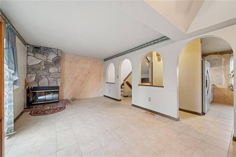 5045 Fountainwood Drive, Gibsonia, PA 15044, 2 Bedrooms Bedrooms, 8 Rooms Rooms,1.1 BathroomsBathrooms,Residential,For Sale,Fountainwood Drive,1709960